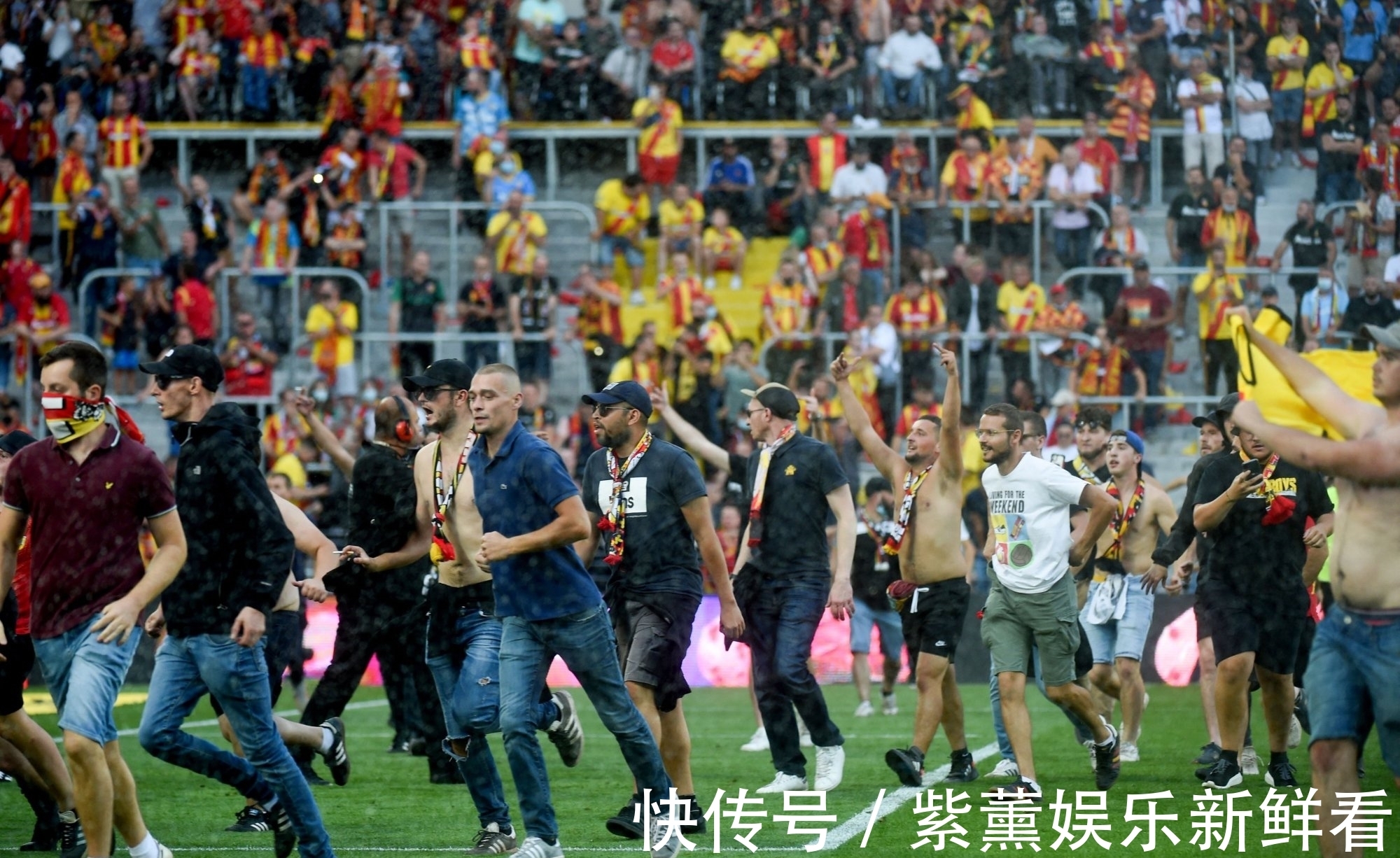 是教练